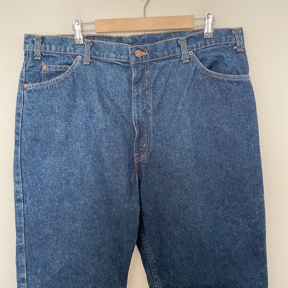 VTG Levis Two Horse Brand Leather Tab Blue Denim Jeans Mens 42 x 32 Made in USA - Picture 2 of 15